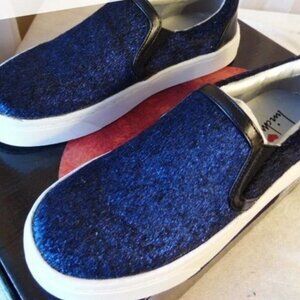 NIB!  LUICHINY Vay Kay Cobalt Blue Fux Fur Textile Sneakers 9M